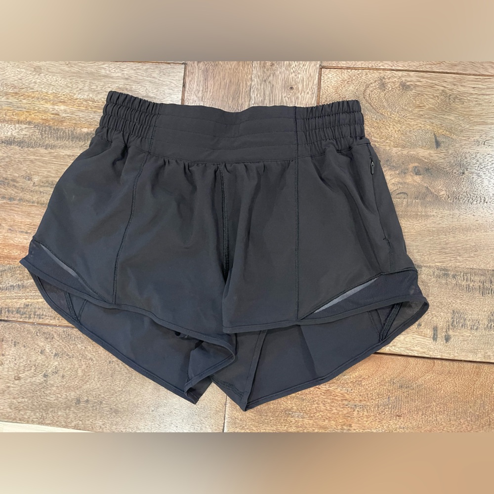 Lululemon women’s Black Shorts